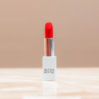lápiz labial dalia